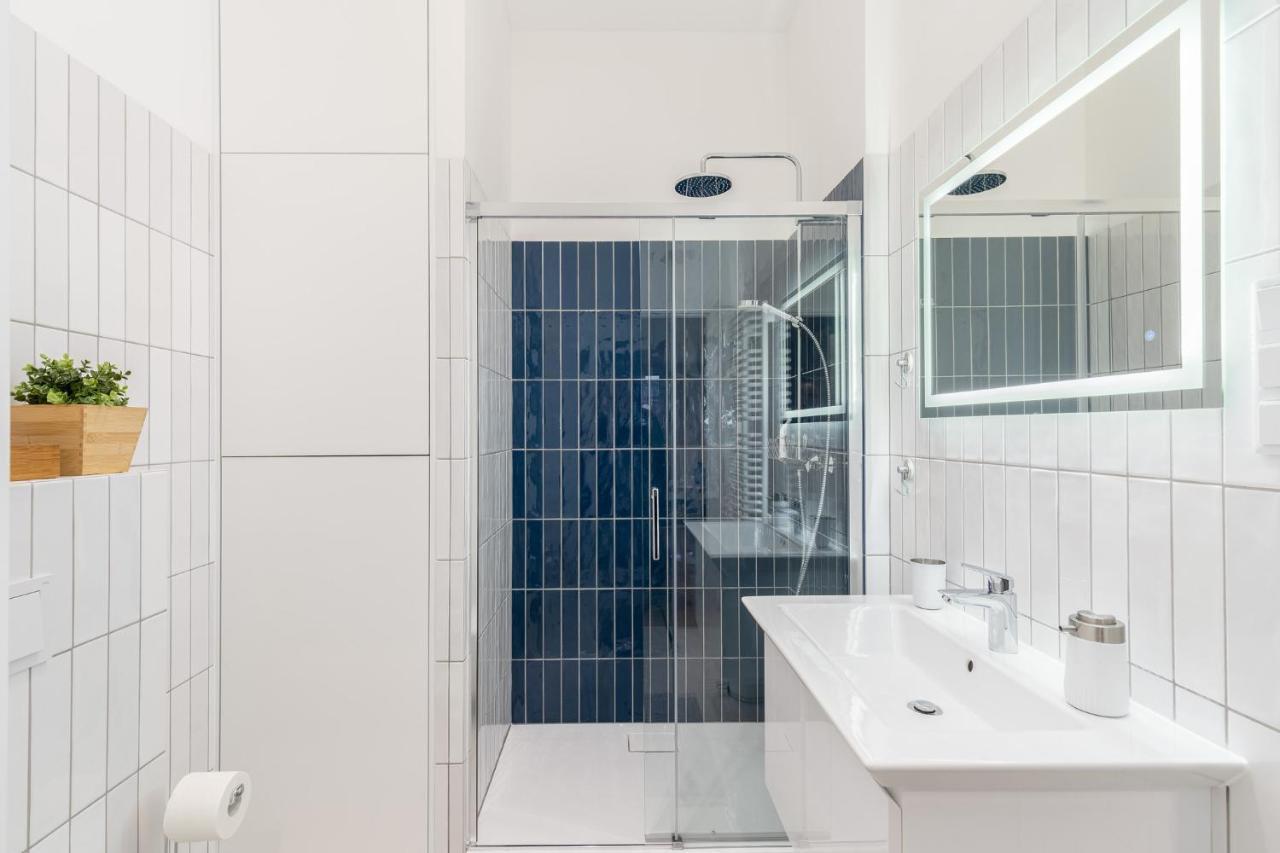 Czarnowiejska 21A By Homeprime Kraków Exteriör bild